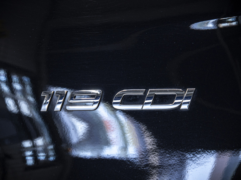 54621752-6.jpg